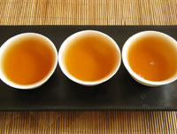3つのプーアル茶青餅