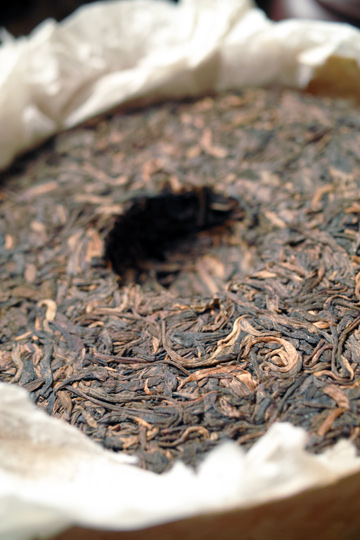 丁家老寨青餅2012年プーアル茶