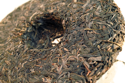 丁家老寨青餅2012年プーアル茶