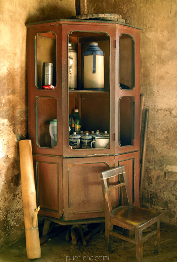 丁家老寨青餅2012年プーアル茶