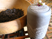 プーアル茶専用の保存壺