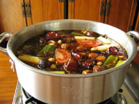 火鍋の鍋底の出来上がり