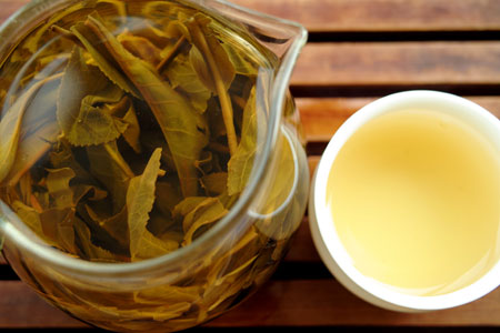 漫撒古樹青餅2013年プーアル茶