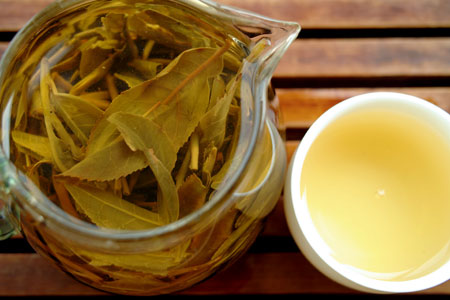 漫撒古樹青餅2013年プーアル茶