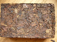 義安棗香73特厚磚茶プーアル茶