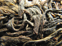 易昌號大漆樹圓茶04年