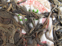 易昌號大漆樹圓茶04年