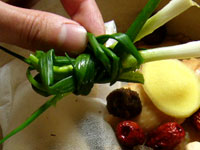 細葱は丸く結ぶ