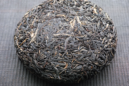 章朗古樹紅餅2016年・青印餅面表